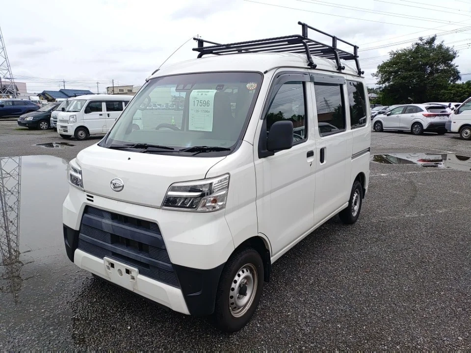 Daihatsu Hijet Cargo S321V 2021